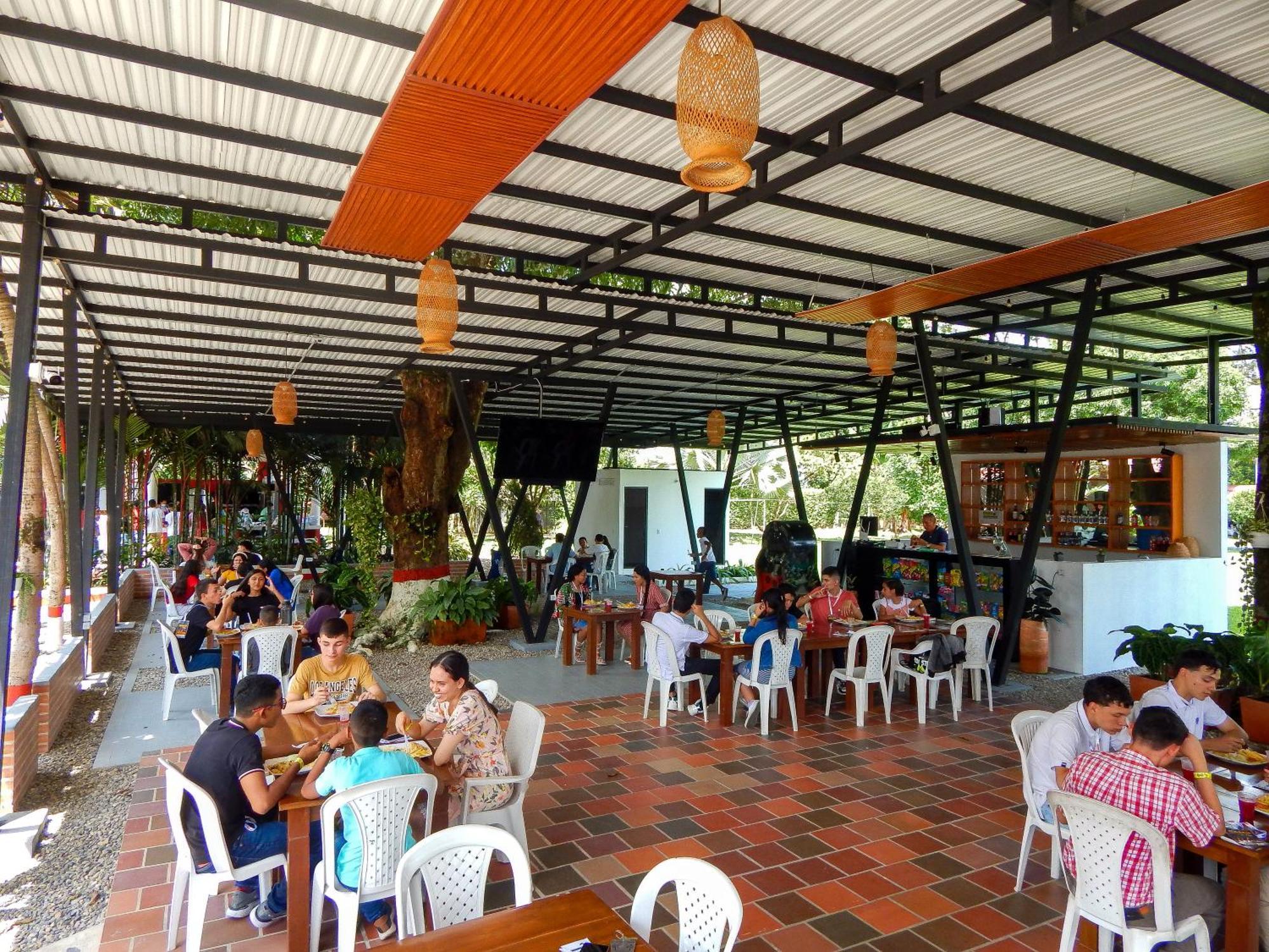 Hotel Campestre Las Palmas Sas Вилавиченцио Екстериор снимка