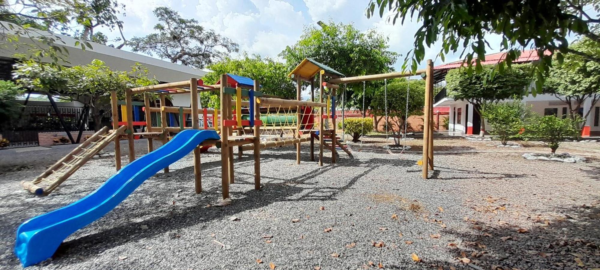 Hotel Campestre Las Palmas Sas Вилавиченцио Екстериор снимка