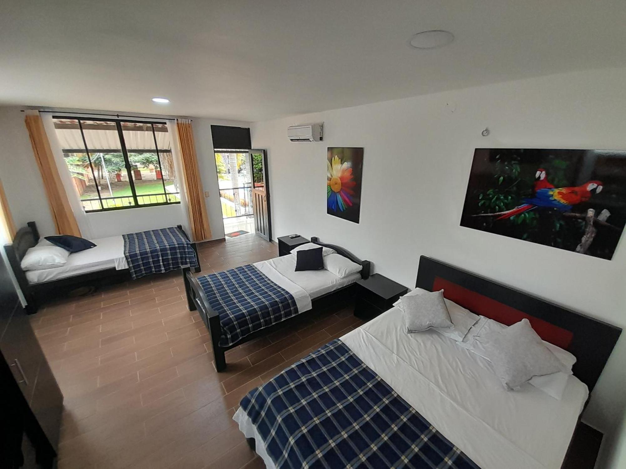 Hotel Campestre Las Palmas Sas Вилавиченцио Екстериор снимка